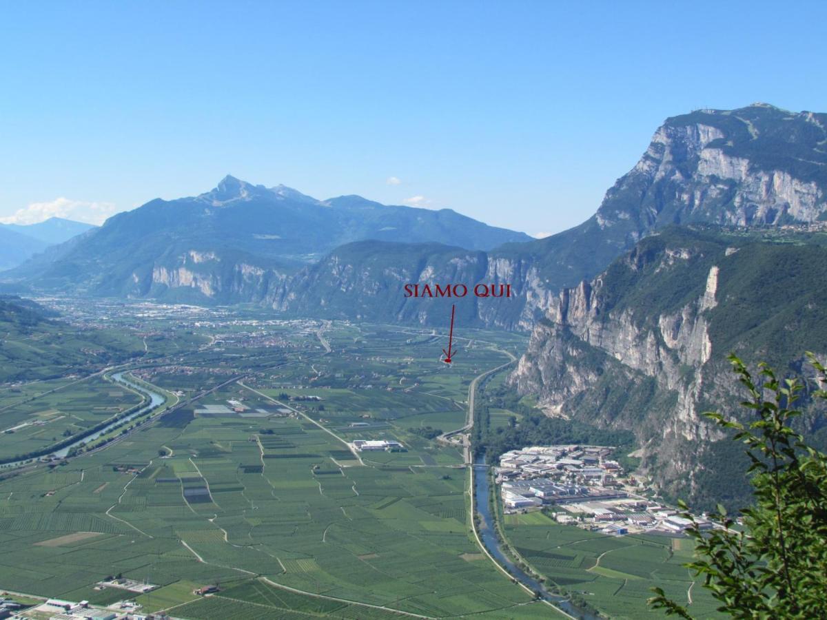 Agriturismo L' Isola Di Arturo Trento Eksteriør billede